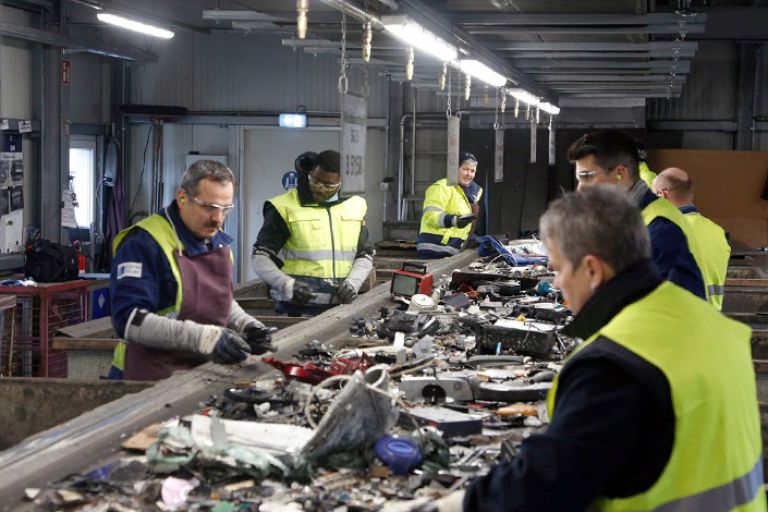 Sammelgruppe Elektrokleingeräte bei der Electrocycling GmbH (Quelle: Electrocycling GmbH)