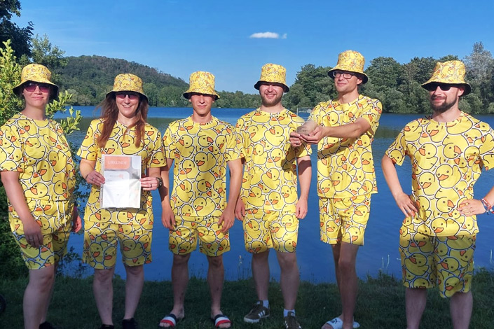 Unser Gewinner-Team beim pro-Goslar-Schlauchbootrennen